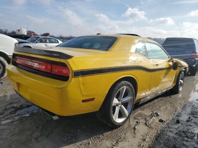 2B3CJ7DW7AH158013 - 2010 DODGE CHALLENGER SRT-8 YELLOW photo 3