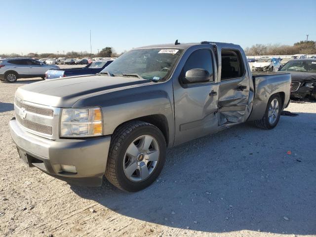 2GCEC13J971508229 - 2007 CHEVROLET SILVERADO C1500 CREW CAB GRAY photo 1