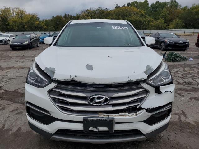 5NMZT3LB7HH004782 - 2017 HYUNDAI SANTA FE S WHITE photo 5