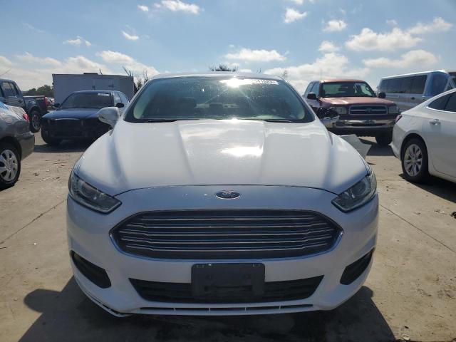 3FA6P0HRXDR370330 - 2013 FORD FUSION SE WHITE photo 5