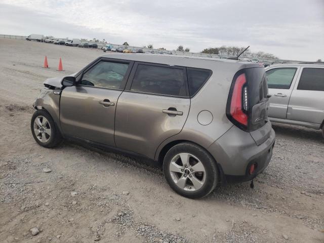 KNDJN2A23K7671058 - 2019 KIA SOUL GRAY photo 2