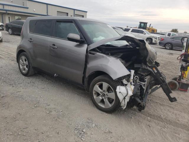 KNDJN2A23K7671058 - 2019 KIA SOUL GRAY photo 4