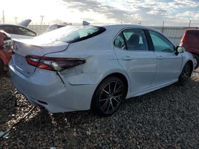 4T1G11AK1RU219066 - 2024 TOYOTA CAMRY SE NIGHT SHADE WHITE photo 3