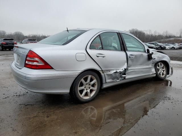 WDBRF92H47F846246 - 2007 MERCEDES-BENZ C 280 4MATIC SILVER photo 3