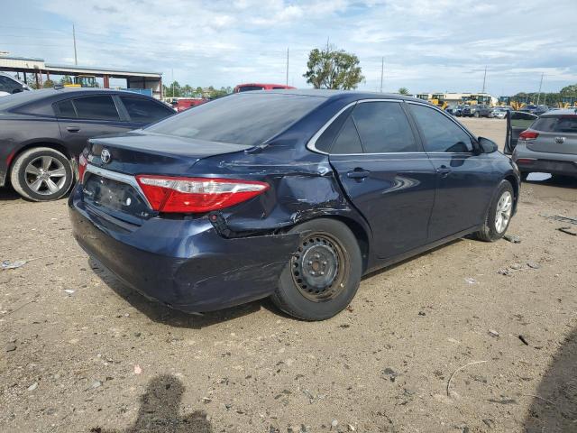 4T4BF1FK5GR570473 - 2016 TOYOTA CAMRY LE BLUE photo 3