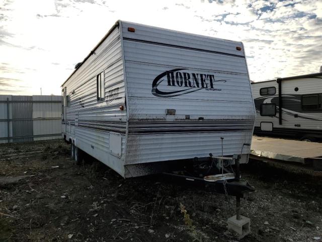 4YDT29G2127303332 - 2002 KEYSTONE HORNET WHITE photo 1