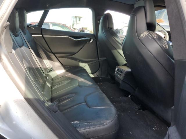 5YJSA1E21HF194024 - 2017 TESLA MODEL S Արծաթագույն լուսանկար 10