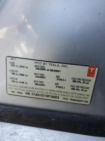 5YJSA1E21HF194024 - 2017 TESLA MODEL S Արծաթագույն լուսանկար 13