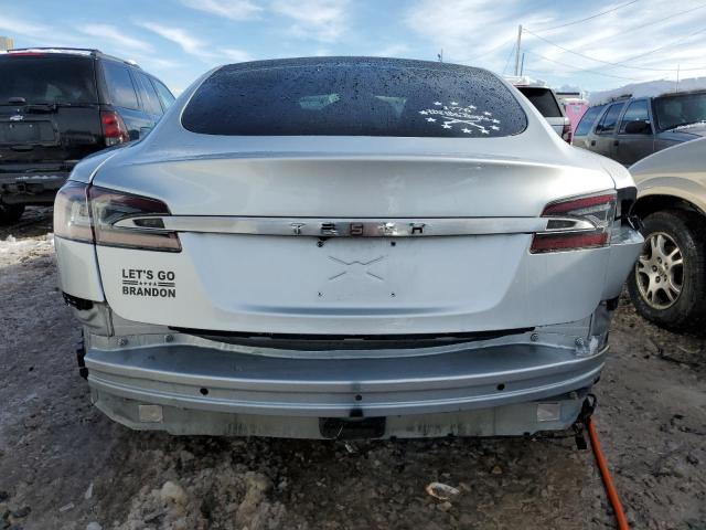 5YJSA1E21HF194024 - 2017 TESLA MODEL S Արծաթագույն լուսանկար 6