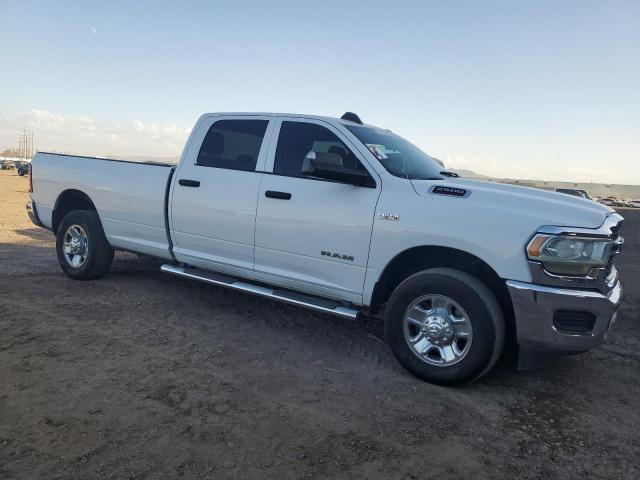 3C6UR4HJ7KG681548 - 2019 RAM 2500 TRADESMAN WHITE photo 4