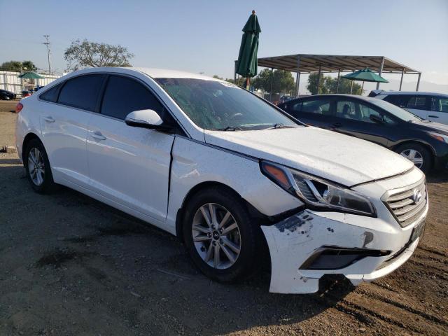 5NPE24AA5FH197662 - 2015 HYUNDAI SONATA ECO WHITE photo 4