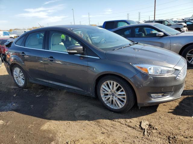 1FADP3J26JL203849 - 2018 FORD FOCUS TITANIUM GRAY photo 4