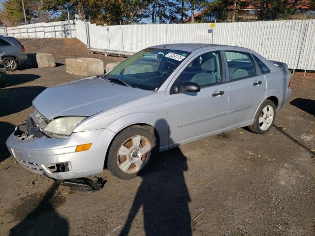 1FAHP34N96W160704 - 2006 FORD FOCUS ZX4 SILVER photo 1