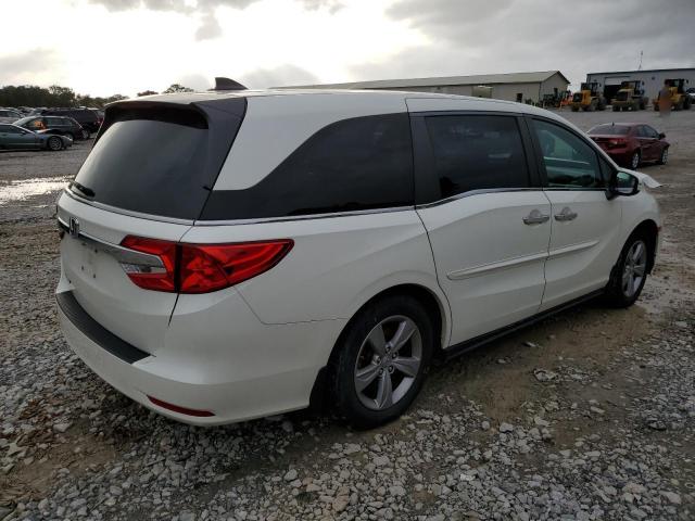 5FNRL6H77JB083819 - 2018 HONDA ODYSSEY EXL WHITE photo 3