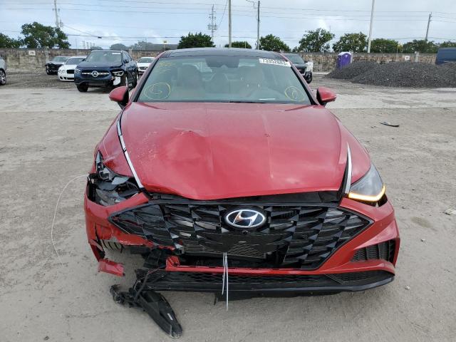 5NPEH4J24LH044984 - 2020 HYUNDAI SONATA LIMITED RED photo 5