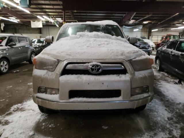 JTEBU5JR9C5108689 - 2012 TOYOTA 4RUNNER SR WHITE photo 5