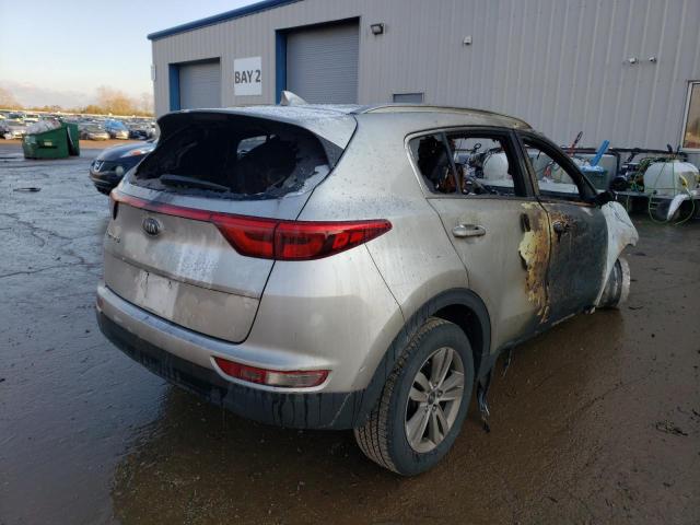 KNDPM3AC8H7053707 - 2017 KIA SPORTAGE LX SILVER photo 3