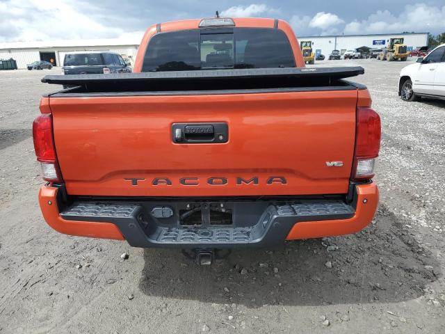 3TMAZ5CN7HM031818 - 2017 TOYOTA TACOMA DOUBLE CAB ORANGE photo 6