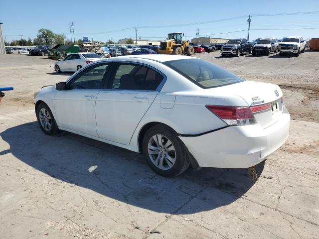 1HGCP2F62CA206307 - 2012 HONDA ACCORD SE WHITE photo 2