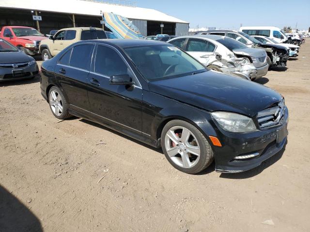 WDDGF5EB1BA508453 - 2011 MERCEDES-BENZ C 300 BLACK photo 4