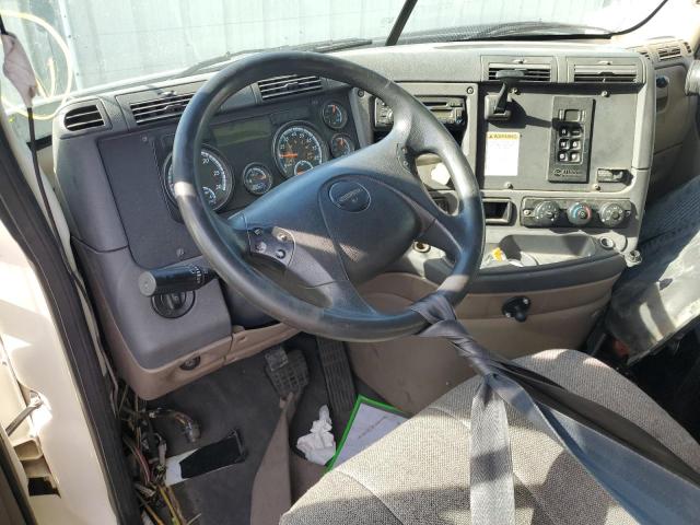 1FUBGAD97ELFW1722 - 2014 FREIGHTLINER CASCADIA 1 WHITE photo 10