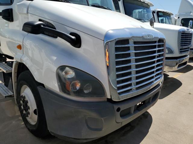1FUBGAD97ELFW1722 - 2014 FREIGHTLINER CASCADIA 1 WHITE photo 5