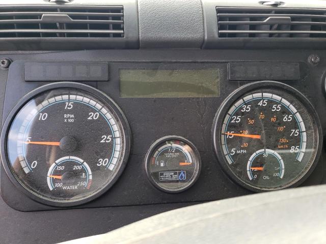 1FUBGAD97ELFW1722 - 2014 FREIGHTLINER CASCADIA 1 WHITE photo 9