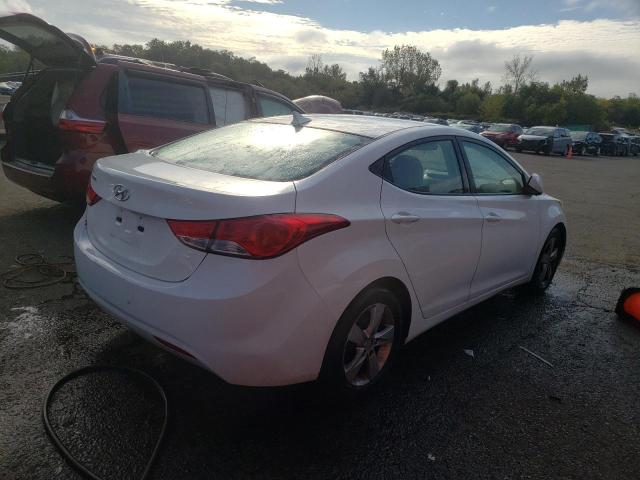 5NPDH4AE2DH313166 - 2013 HYUNDAI ELANTRA GLS WHITE photo 3