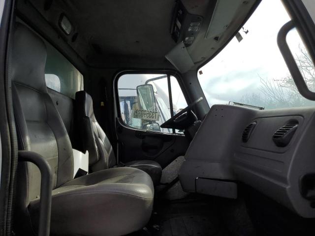 1FUJC5DX6DHFD7034 - 2013 FREIGHTLINER M2 112 MEDIUM DUTY WHITE photo 5