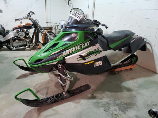 4UF09SNW59T114983 - 2009 ARCTIC CAT F8 GREEN photo 1