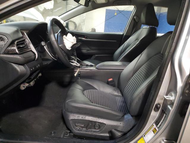 4T1G11AK1RU889216 - 2024 TOYOTA CAMRY SE NIGHT SHADE SILVER photo 7