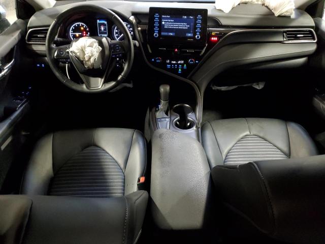 4T1G11AK1RU889216 - 2024 TOYOTA CAMRY SE NIGHT SHADE SILVER photo 8