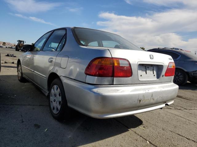2HGEJ6613XH558423 - 1999 HONDA CIVIC BASE SILVER photo 2