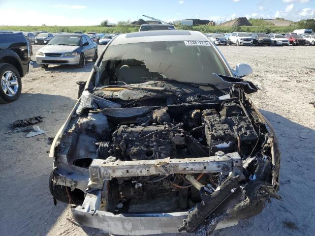 2G4GV5EK8F9264231 - 2015 BUICK REGAL WHITE photo 5