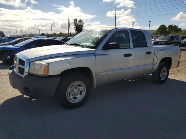 1D7HE28K95S338164 - 2005 DODGE DAKOTA QUAD SILVER photo 1