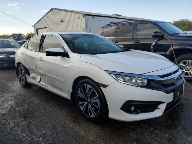 19XFC1F37JE000904 - 2018 HONDA CIVIC EX WHITE photo 4