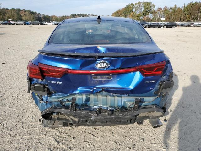 3KPF34AD1LE167022 - 2020 KIA FORTE GT LINE BLUE photo 6