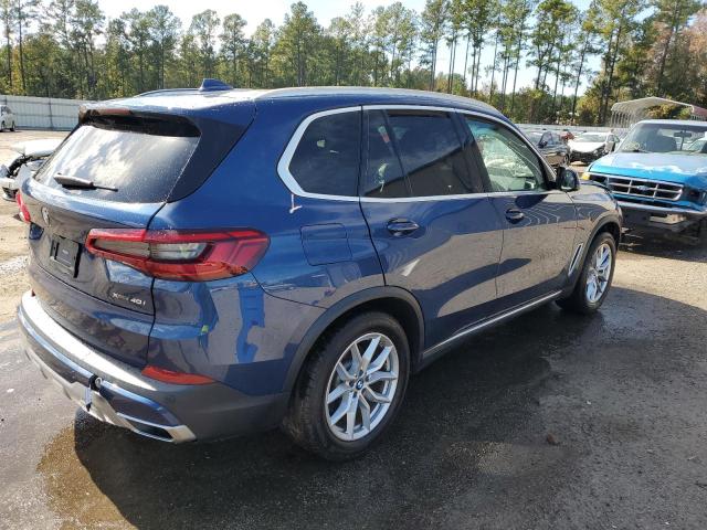 5UXCR6C5XKLK85187 - 2019 BMW X5 XDRIVE40I BLUE photo 3