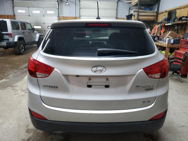 KM8JUCAC6DU558576 - 2013 HYUNDAI TUCSON GLS SILVER photo 6