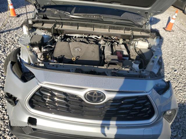 5TDGZRBH2NS595451 - 2022 TOYOTA HIGHLANDER XLE SILVER photo 12