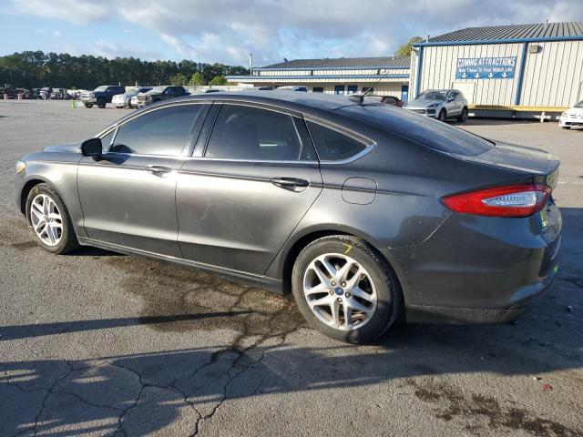 3FA6P0H78GR140112 - 2016 FORD FUSION SE GRAY photo 2