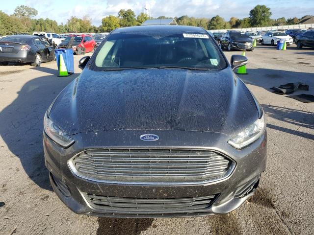 3FA6P0H78GR140112 - 2016 FORD FUSION SE GRAY photo 5