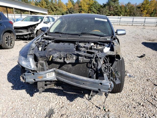 1LNHL9DR2AG614902 - 2010 LINCOLN MKS BLUE photo 5