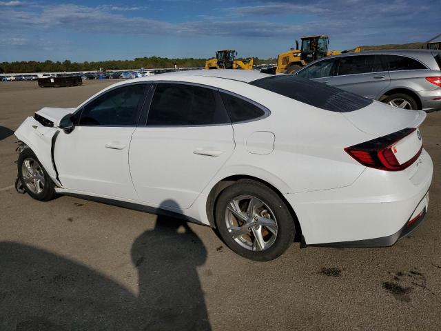 5NPEG4JA0MH121653 - 2021 HYUNDAI SONATA SE WHITE photo 2