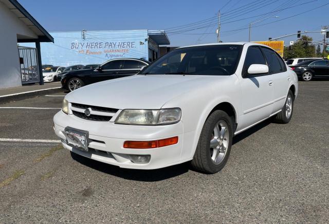 JN1CA21D5VT813186 - 1997 NISSAN MAXIMA GLE WHITE photo 2