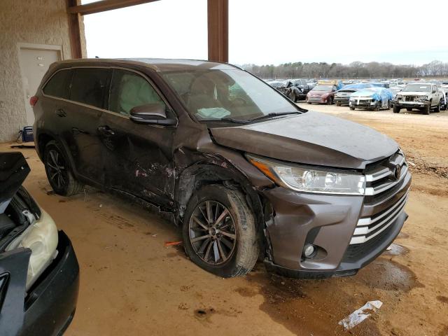 5TDKZRFH6HS524178 - 2017 TOYOTA HIGHLANDER SE GRAY photo 4