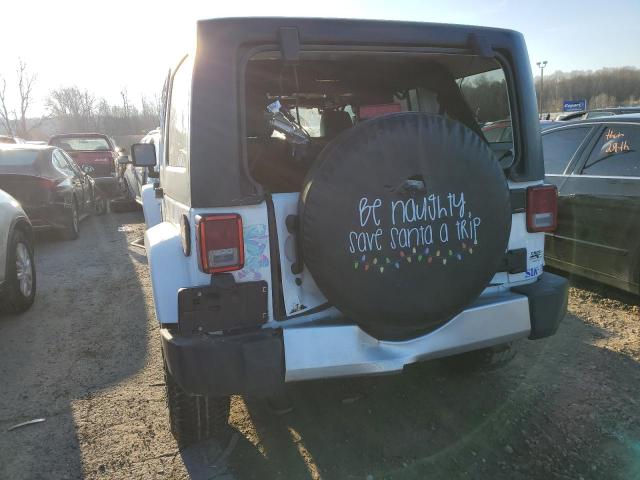 1C4HJWEG6JL822827 - 2018 JEEP WRANGLER U SAHARA WHITE photo 6