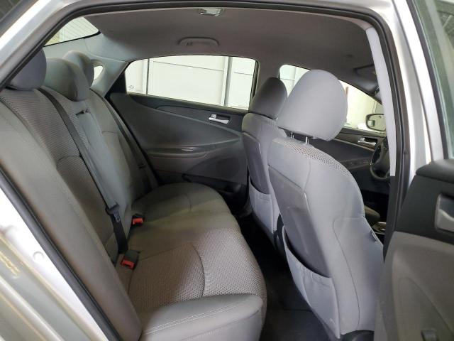 5NPEB4ACXBH157525 - 2011 HYUNDAI SONATA GLS SILVER photo 11