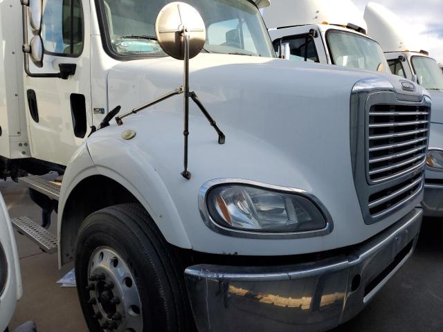 1FUBC5DX4DHFB5098 - 2013 FREIGHTLINER M2 112 MEDIUM DUTY WHITE photo 1