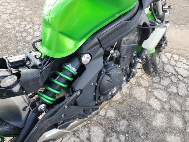 JKAEXEE18GDA22795 - 2016 KAWASAKI EX650 E GREEN photo 9